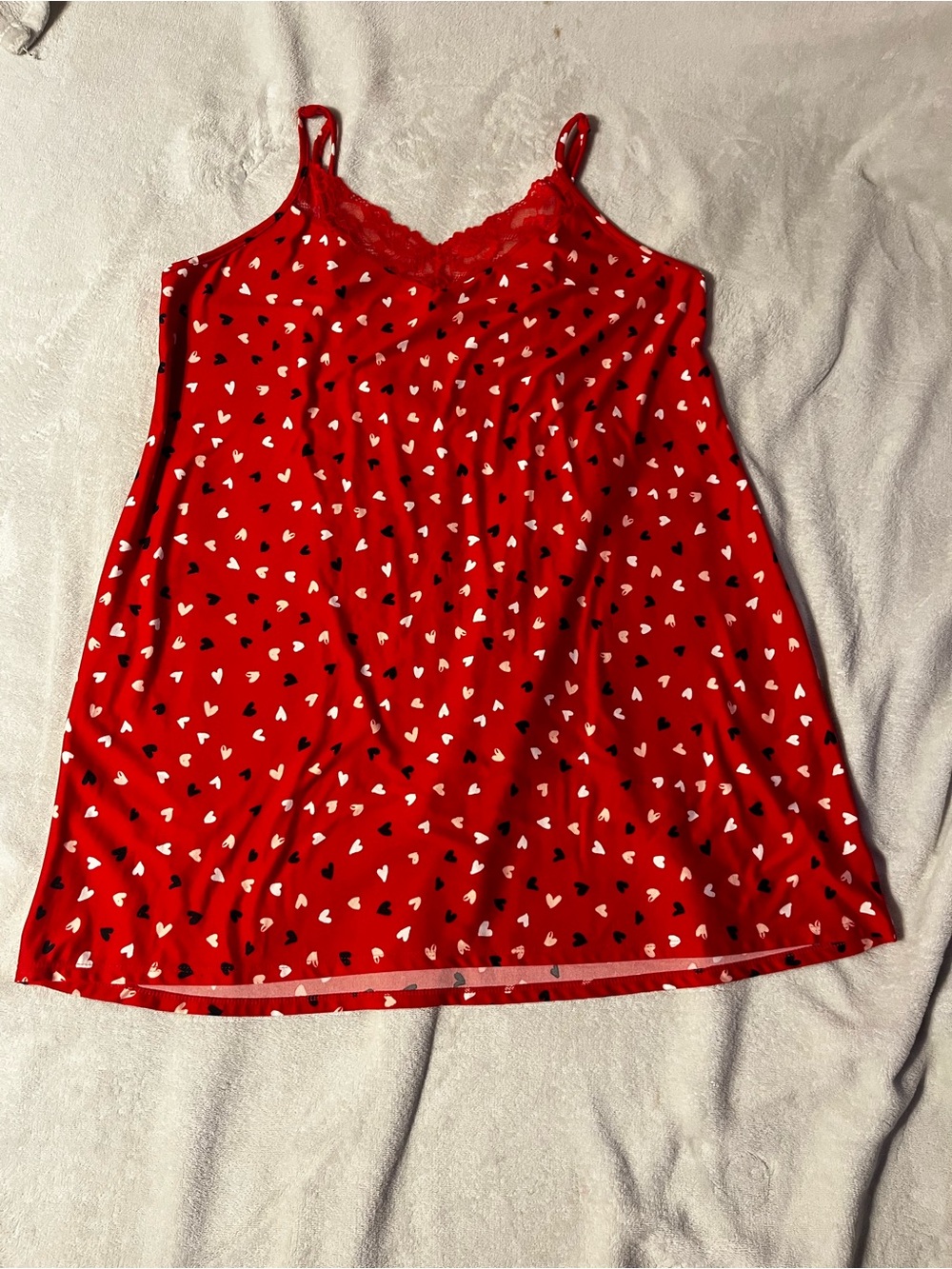 Red Heart Print Lace-Trim Slip Camisole
